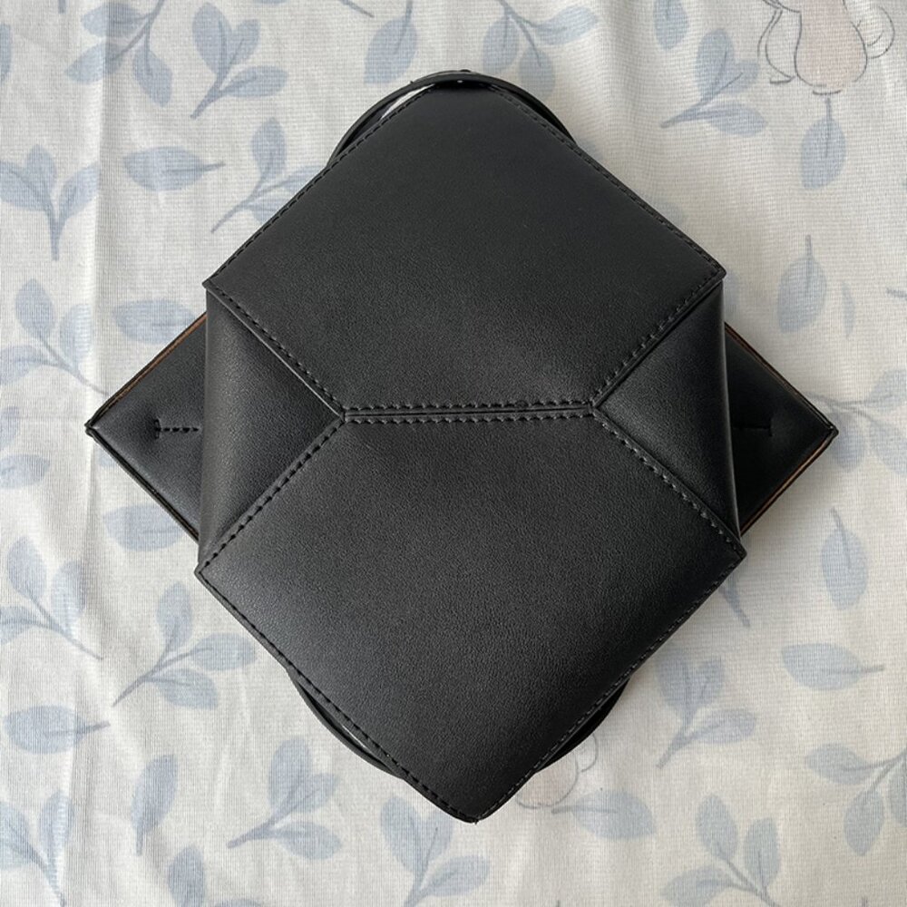 Loewe Puzzle Fold Tote Mini In Black Shiny Calfskin - Picture 7 of 8